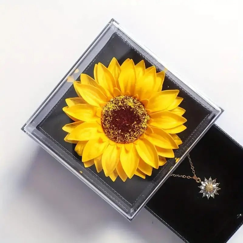 Colar Aurelia Solis Embalado em Flor